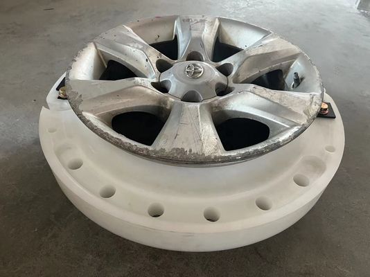 Inserzioni piane della ruota di funzionamento bianco del polimero per la gomma 235/55R17 215/65R17 di BMW X5 X6 X7